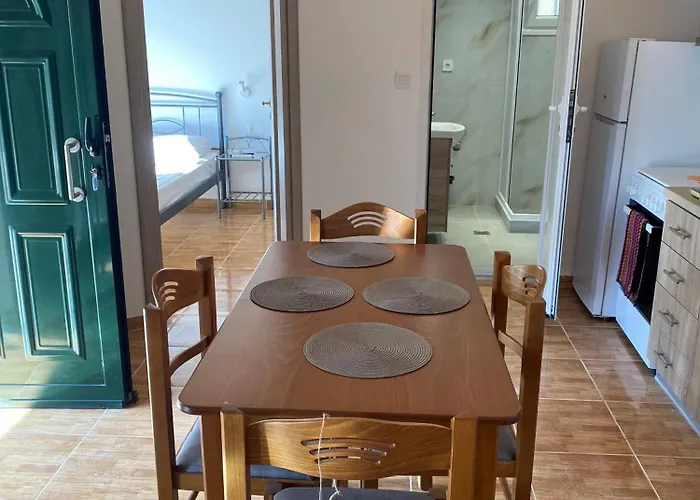 Babis Apartment Agios Nikitas